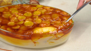 Receita: Banana caramelada na travessa.
