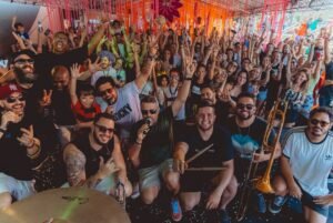 Abre-Alas marca início da folia com bloquinho tradicional neste domingo