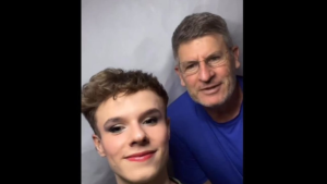 Influenciador Lucas Feldmann dá exemplo de amor e respeito nas redes