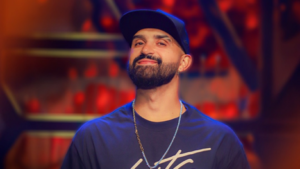 Humor afiado e histórias do cotidiano marcam novo show de stand-up na capital