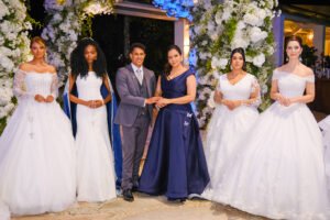 Coleção Maria leva romantismo clássico e sofisticação à passarela da Santis