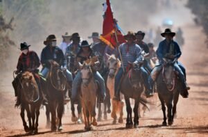 Festa do Divino: Peregrinos Celebram Fé e Tradição em Planaltina