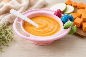 Dieta “Baby GAPS” viraliza, mas especialistas alertam para riscos nutricionais