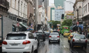 Adesivos eleitorais podem comprometer seguro de veículos