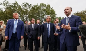 Trump propõe autorregulação da IA em meio a preocupações sociais