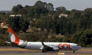 Avião da GOL faz pouso de emergência em Goiânia